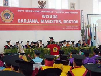 UNTAG Surabaya Gelar Wisuda 903 Sarjana, Magister & Doktor Periode Kedua Tahun 2016